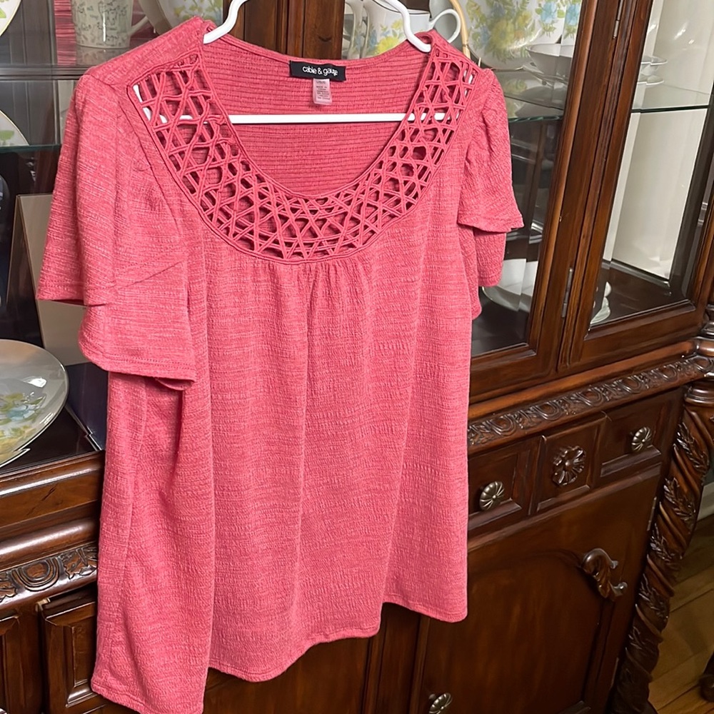 Cable & Gage Top- Size Large